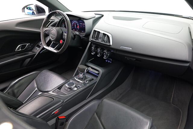 Audi R8 5.2 RWD |Carbon|Camera|Bang&Olufsen|