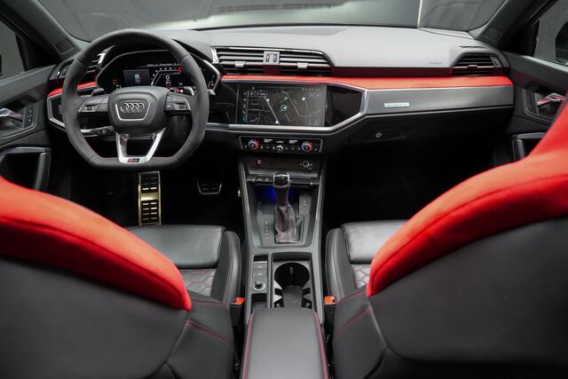 Audi RS Q3 RSQ 3 2.5 400pk TFSI |panoramadak|B&O|RS-sportuitlaat|sportstoelen honingraat|360 camera|Apple Carplay|blind spot|DAB|elek. achterklep|adaptive cruise control|21"|