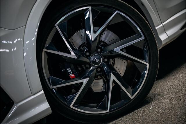 Audi RS Q3 RSQ3 TFSI | Carbon | Elek. stoelen | Camera | stoel verwarming |