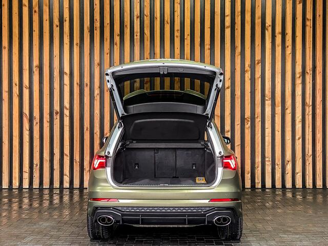 Audi RS Q3 2.5 TFSI 400PK Quattro Automaat | PANO | B&O | KEYLESS | SFEERVERLICHTING | TREKHAAK | MATRIX |