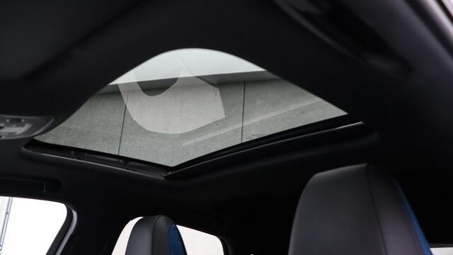 Audi RS Q3 Sportback 2.5 TFSI | RS Design | B&O | Panoramadak | Adaptieve Cruise Control