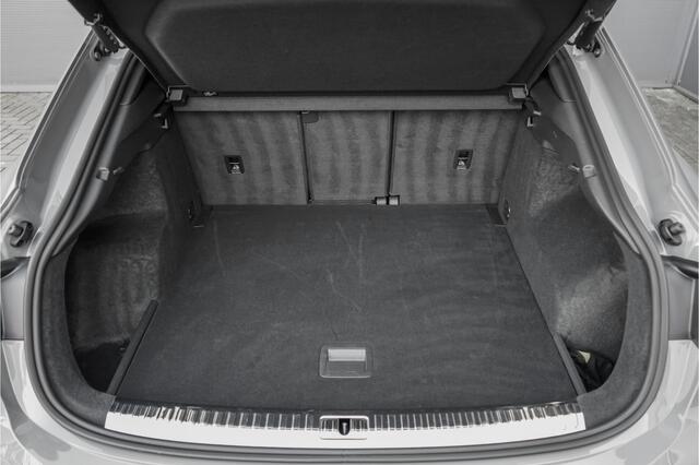 Audi RS Q3 Sportback TFSI Pano Sonos ACC 360° 21"