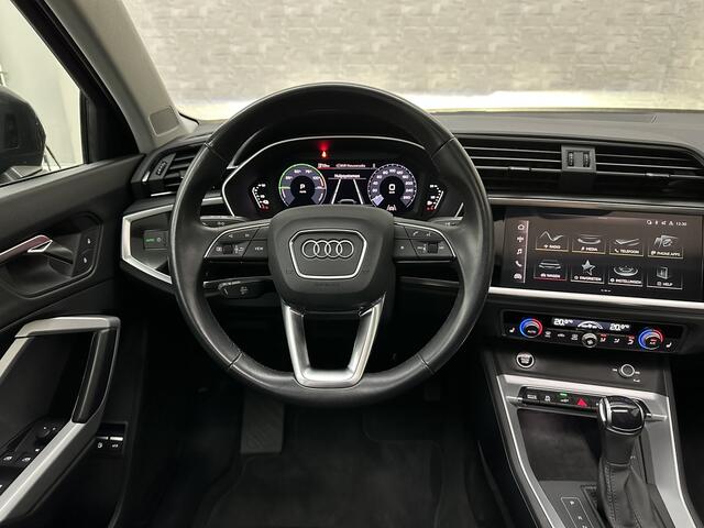Audi RS Q3 45e 245pk S-Line | RS-Leder | Panorama | LED-Matrix | Camera | Virtual Cockpit | Carplay | Cruise Contol | 12-2022 | 28dkm | Side Assist | Elektr. A-Klep | Keyless-Entry | Stoelverwarming | Climate Control | Dodehoek |Rijklaarprijs incl. Bovag garantie.