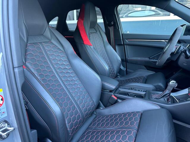 Audi RS Q3 Sportback TFSI UNIEKE AUTO , BOEKJES,NAP EN ONDERHOUDSHISTORIE