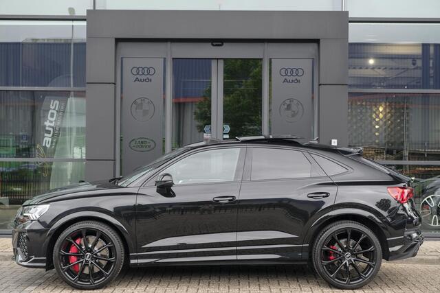 Audi RS Q3 RSQ3 Sportback TFSI 400pk Panoramadak Sonos Trekhaak 21" LMV BOMVOL Rode stiksels Carbon