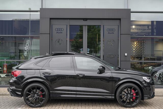 Audi RS Q3 RSQ3 Sportback TFSI 400pk Panoramadak Sonos Trekhaak 21" LMV BOMVOL Rode stiksels Carbon