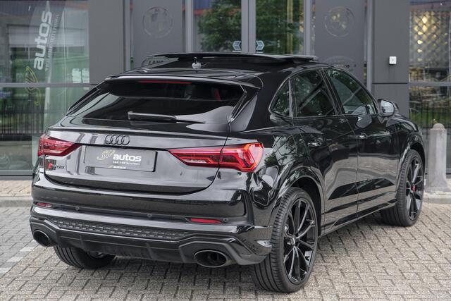 Audi RS Q3 RSQ3 Sportback TFSI 400pk Panoramadak Sonos Trekhaak 21" LMV BOMVOL Rode stiksels Carbon