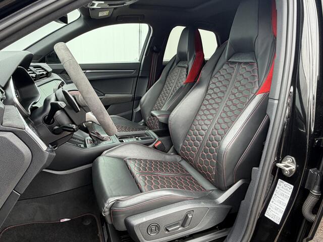 Audi RS Q3 Sportback TFSI Pano.dak Carplay Pano.dak Trekhaak Sportzetels 21Inch