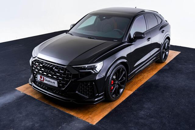 Audi RS Q3 Sportback 2.5 TFSI Panoramadak - Sportuitlaat - RS sportstoelen - Maxton - Comfortsleutel - Sonos Audio - Remzadels rood - Matrix LED - Parkeerhulp plus - Camera