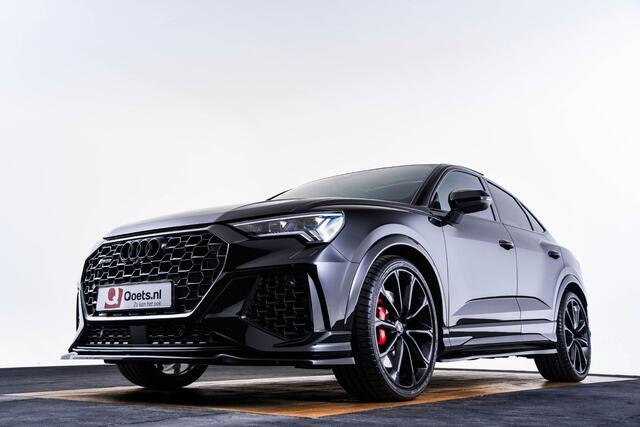 Audi RS Q3 Sportback 2.5 TFSI Panoramadak - Sportuitlaat - RS sportstoelen - Maxton - Comfortsleutel - Sonos Audio - Remzadels rood - Matrix LED - Parkeerhulp plus - Camera