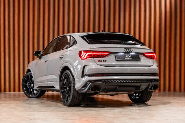 Audi RS Q3 RSQ3 2.5 TFSI 400 PK Sportback | Panorama | B&O 3D | Matrix | ACC | DCC Memory | RS Zetels | Sportuitlaat | Keramische coating | Sfeerverlichting | Dealer onderhouden | Nieuwe remmen rondom