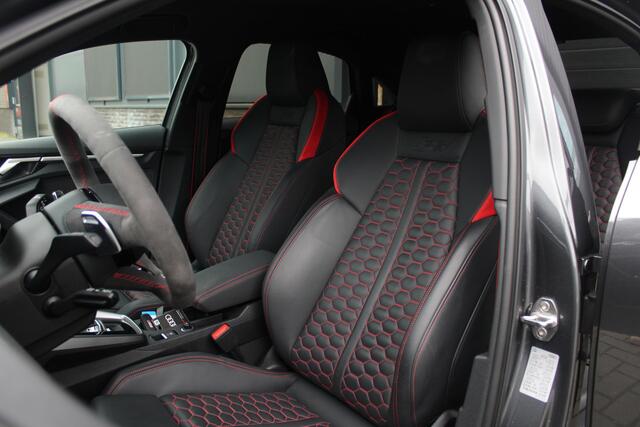 Audi RS3 Limousine 2.5 TFSI Quattro | Keramisch | HUD | Massage