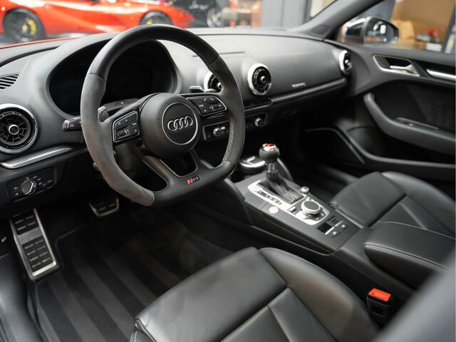 Audi RS3 Sportback B&O Pano RS-Sport Seats 2.5 TFSI RS 3 quattro Alcantara