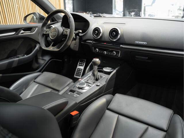 Audi RS3 Sportback B&O Pano RS-Sport Seats 2.5 TFSI RS 3 quattro Alcantara