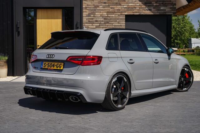 Audi RS3 RS 3 Sportback 2.5 TFSI Quattro Nardo-grey
