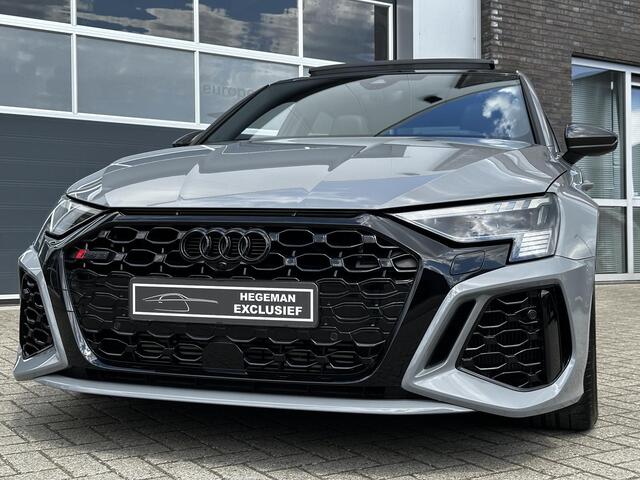 Audi RS3 2.5 TFSI RS 3 QUATTRO HULK EDITION | Schuif- kanteldak | Head-UP | CERAMIC | Carbon | B&O | CarPlay | Elektr. stoelen + klep | Camera
