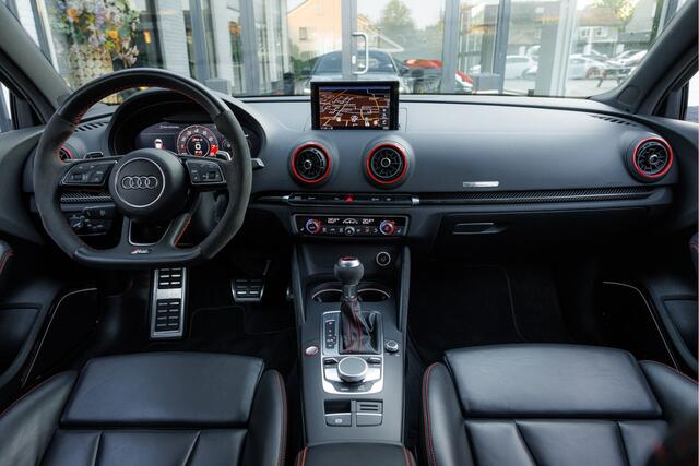 Audi RS3 2.5 TFSI Quattro Orig. NL Keramisch - B&O - Nardo Grau