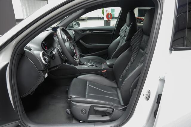 Audi RS3 Sportback 2.5 400pk TFSI quattro |RS-stoelen|ABT|custom stuur|bluetooth|navigatie|stoelverwarming|parkeersensoren voor en achter|LED-dagrijverlichting|