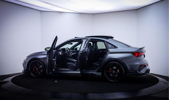 Audi RS3 Limousine 2.5 TFSI RS 3 quattro PANO | B&O | MATRIX LED | RS ZETELS | CAMERA | MAXXTON | ACC | STOELVERW | CARPLAY | NAVI | LMV 20''