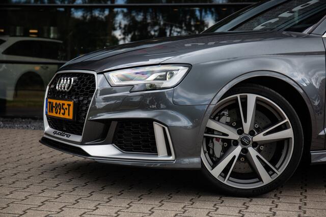 Audi RS3 Limousine 2.5 TFSI RS 3 quattro , RS uitlaat, Keramische remmen,