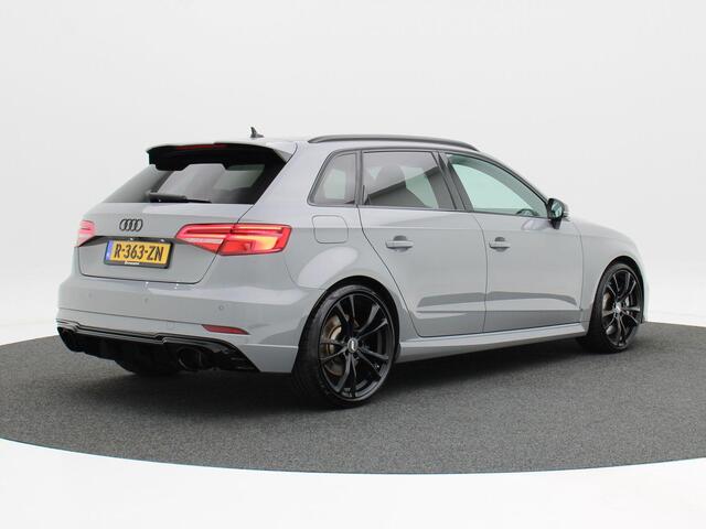 Audi RS3 Sportback 2.5 TFSi 400 Pk quattro | Matrix LED | Trekhaak | Nappa Leder | Bull-X Sportuitlaat| Digitale Cockpit | Abt 19 inch