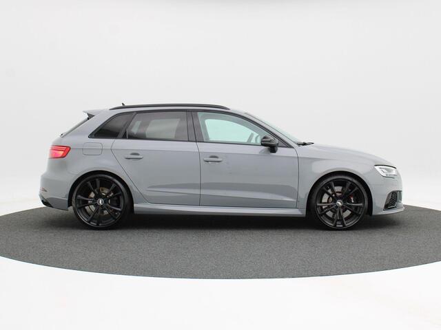 Audi RS3 Sportback 2.5 TFSi 400 Pk quattro | Matrix LED | Trekhaak | Nappa Leder | Bull-X Sportuitlaat| Digitale Cockpit | Abt 19 inch