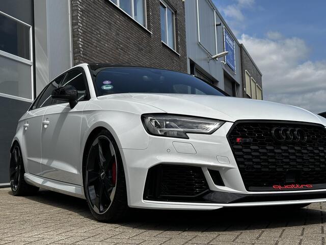 Audi RS3 Sportback 2.5 TFSI RS 3 quattro DAZA | Schuif-kanteldak | B&O | RS DESIGN | MAGNETIC RIDE | Camera | Keyless | ACC | CARBON