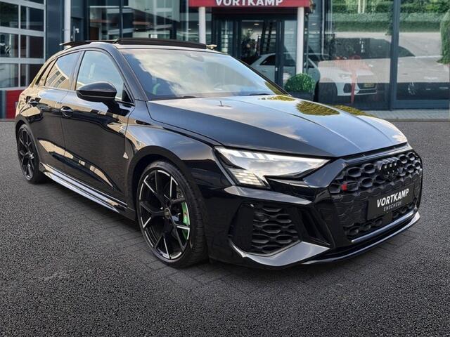 Audi RS3 2.5 TFSI QUATTRO PANO-DAK/CAMERA/LEDER/BenO/NAVI/ACC/NAVI/CARPLAY