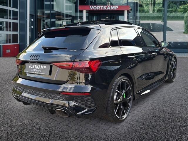 Audi RS3 2.5 TFSI QUATTRO PANO-DAK/CAMERA/LEDER/BenO/NAVI/ACC/NAVI/CARPLAY