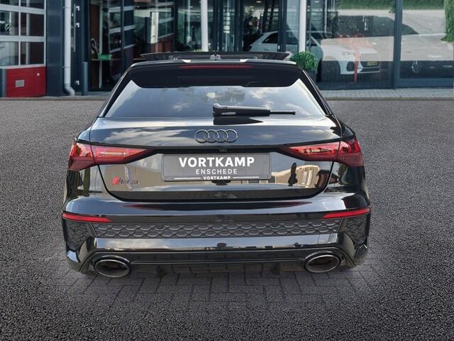 Audi RS3 2.5 TFSI QUATTRO PANO-DAK/CAMERA/LEDER/BenO/NAVI/ACC/NAVI/CARPLAY