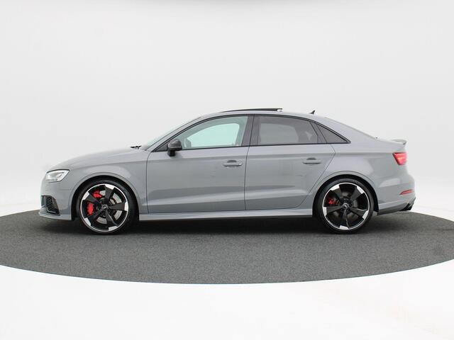 Audi RS3 Limousine 2.5 TFSi 400 Pk RS 3 quattro | Panorama Dak | B&O Audio | Camera | Bluetooth | Adaptive Cruise | Climate Control | 19 Inch | 68.435 Km