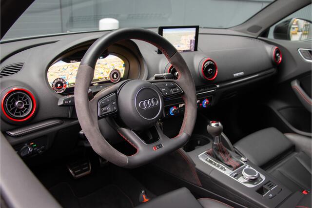 Audi RS3 Sportback 2.5 TFSI 400PK Quattro | NL Auto | Virtual Cockpit | RS Sportuitlaat | Apple Carplay | Dealer onderhoud | Nardo Grey | PDC | Cruise Control | Nappa Leder | Drive Select | LED | Black Pack | Nationale Autopas | N.P ¤90.731,- | RS Sporstoelen + De