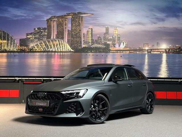 Audi RS3 Sportback 2.5 TFSI quattro PPF|RS-Schaalstoelen|Sonos|MatteGrijs|HUD|Alcantara|Vol!