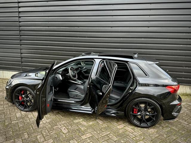 Audi RS3 Sportback 2.5 TFSI Quattro PANO|B&O|HUD|MEMORY|DESIGN