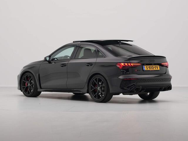 Audi RS3 Limousine 2.5 TFSI RS 3 Quattro Panorama B&O HuD Sportuitlaat 60
