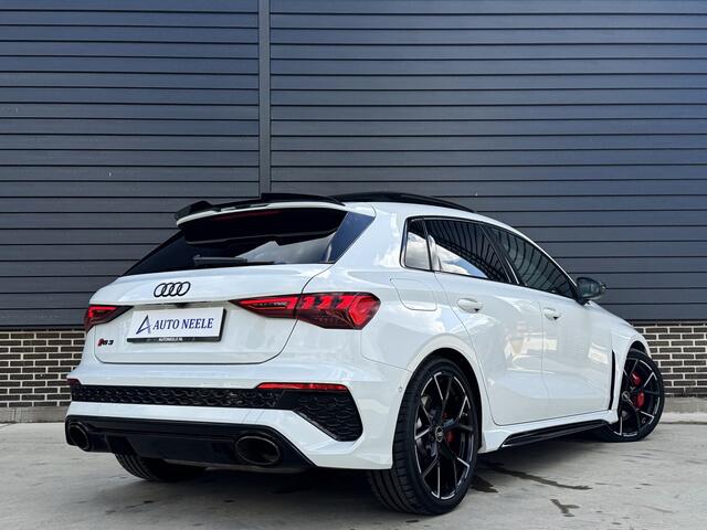Audi RS3 Sportback 2.5 TFSI Quattro Incl BTW, PANO, Elektr. Stoelen, Massage