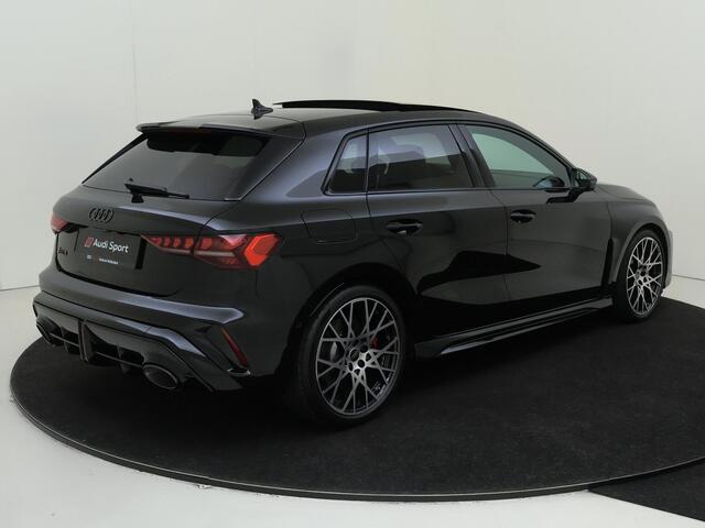 Audi RS3 Sportback TFSI quattro S tronic 400pk