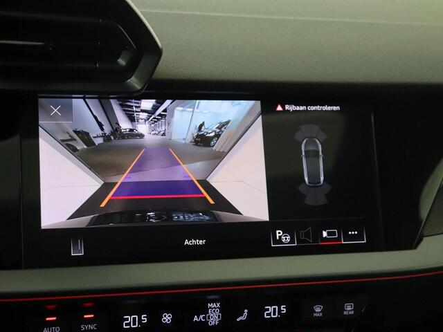 Audi RS3 Sportback 2.5 TFSI RS 3 quattro | Panoramadak | Achteruitrijcamera | RS-sportuitlaatsysteem | Navigatie Plus | Virtual cockpit Plus | LED matrix verlichting | Comfortpakket pro | SONOS |