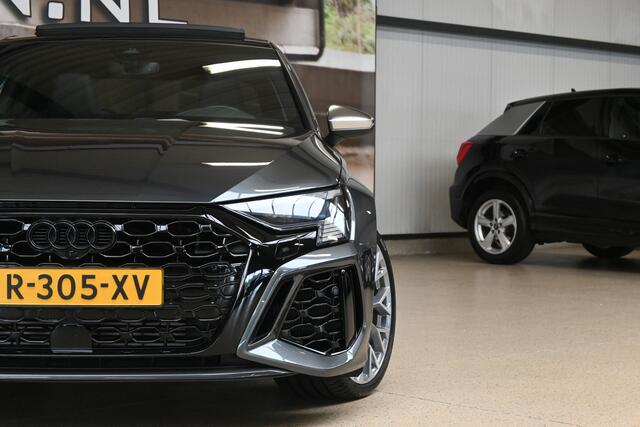 Audi RS3 Limousine 2.5 TFSI 400pk quattro | NL-auto | Matrix | Leder | Panoramadak | 100% (Dealer) onderhouden label