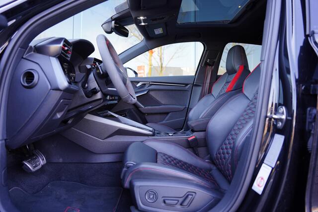 Audi RS3 Sportback 2.5 TFSI Quattro Panorama / SONOS 3D / Magnetic Ride