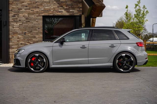 Audi RS3 Sportback 2.5 TFSI Quattro Pano/ACC/RS-Zetels/B&O/Nardo