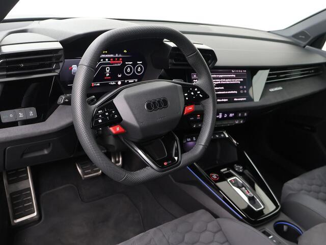 Audi RS3 Sportback 2.5 TFSI Quattro | 400 PK | Matrix LED lampen | RS Schaalstoelen | Audi Exclusive lak | SONOS premium 3D Sound | Topsnelheid 280 km/u | RS Sportuitlaat | Fabrieksgarantie tot 12-2029 of 100.000km| S line |