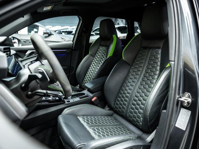 Audi RS3 Sportback 2.5 TFSI S tronic quattro Sportback Hulk uitvoering|carbonpack|Ceramische remmen|
