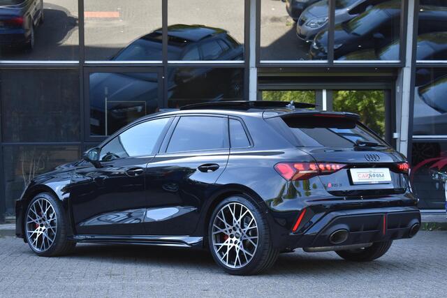 Audi RS3 Sportback 2.5 TFSI RS 3 quattro Hulk Sonos HUD Pano