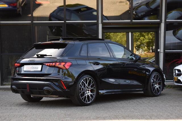 Audi RS3 Sportback 2.5 TFSI RS 3 quattro Hulk Sonos HUD Pano
