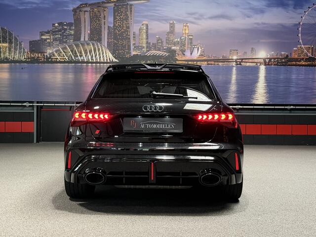 Audi RS3 Sportback 2.5 TFSI RS 3 quattro Kuipstoelen|Sonos|Panorama|Camera