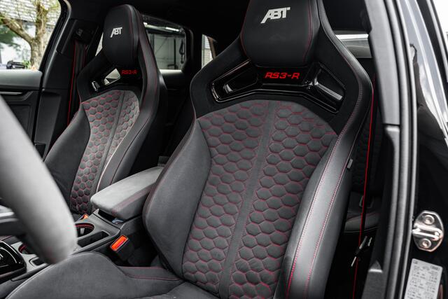 Audi RS3 Sportback ABT RS3-R 1/125 510pk quattro | ABT Carbon bodykit | ABT Forged velgen | RS schaalstoelen | Panorama dak | SONOS | Head up | Achteruitrijcamera | Verwarmde voorstoelen