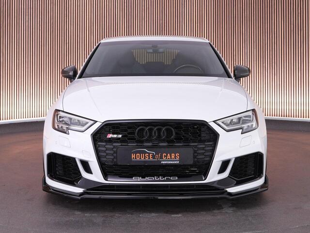 Audi RS3 Sportback 2.5 400pk TFSI quattro |RS-seats|ABT veren|ABT frontlip & difussor|ABT 19" LMV|custom stuur|bluetooth|navigatie|stoelverwarming|parkeersensoren voor en achter|LED-dagrijverlichting|