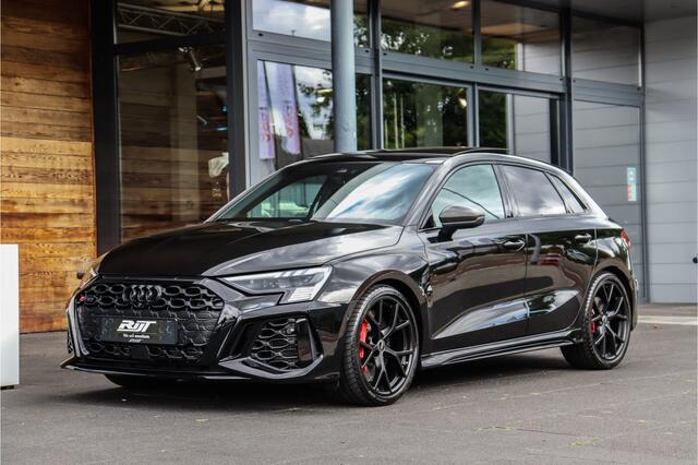 Audi RS3 2.5 TFSI quattro Volle BPM **Ceramic/Fabriekgarantie/Pano.dak/360/RS leder/PPF/OPF Delete**