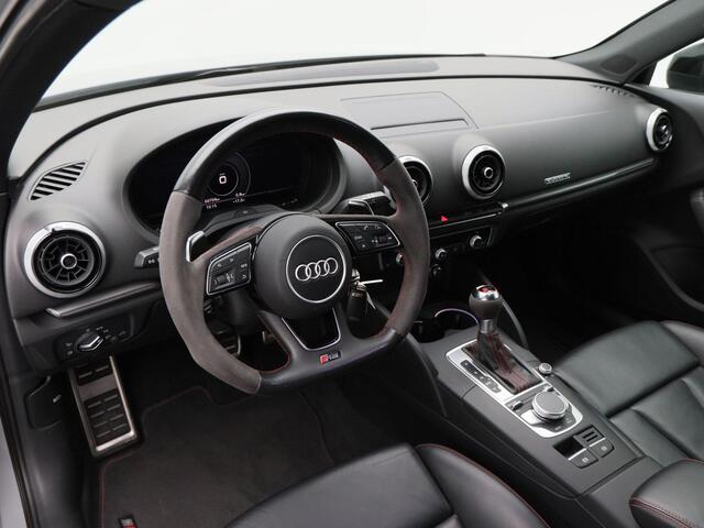 Audi RS3 Sportback 2.5 TFSi 400 Pk quattro | Matrix LED | Nappa Leder | Digitale Cockpit | Abt 19 inch | Zwart Optiek | Adaptive Cruise Control | Stoelverwarming |